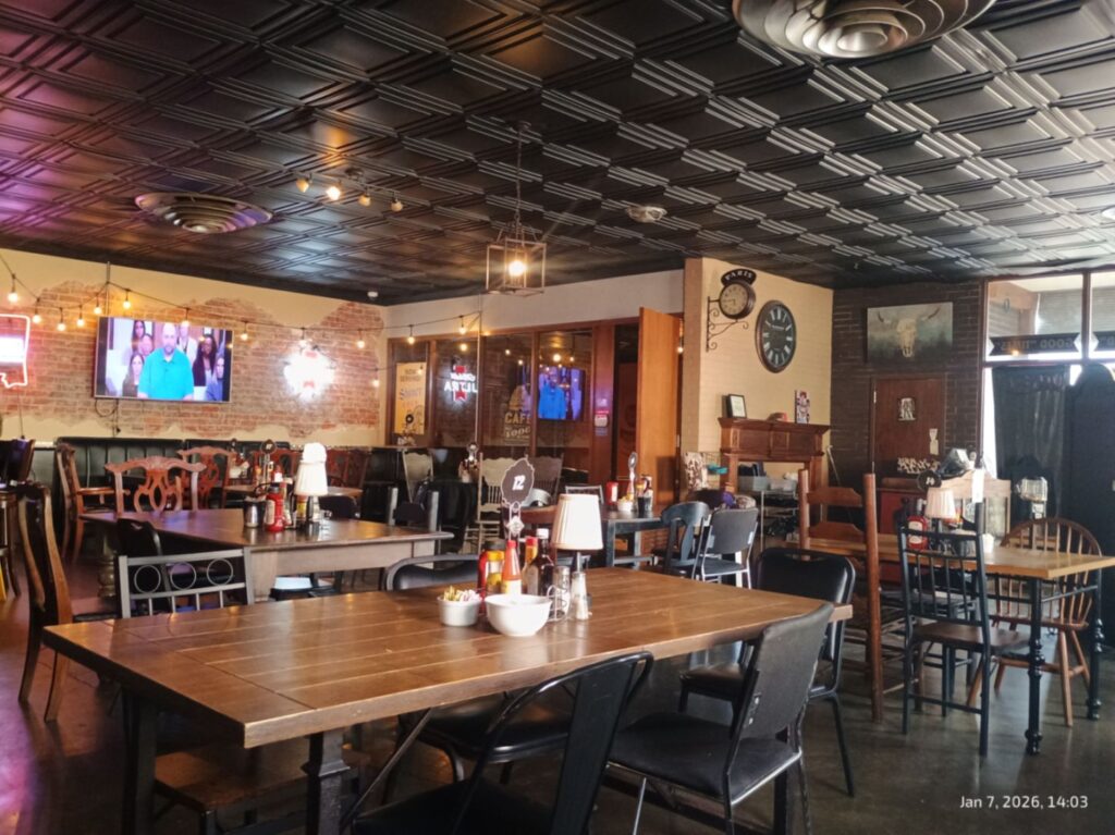 The Vault Eatery And Drinkery 3